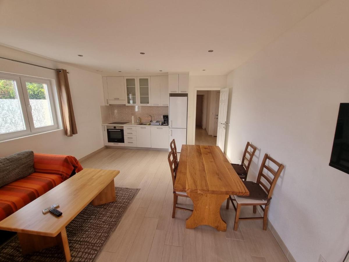 Apartment Furulund マカルスカ エクステリア 写真